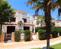 Resale - Semi detached villa - Algorfa - La Finca Golf Resort