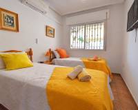 Resale - Semi detached villa - Orihuela Costa - La Zenia
