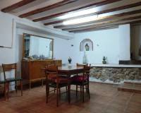 Resale - Town House - Almudaina