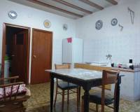 Resale - Town House - Almudaina