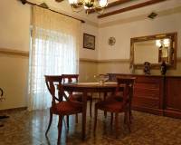Resale - Town House - Almudaina