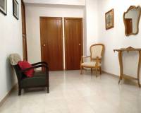 Resale - Town House - Almudaina