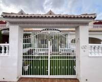 Resale - Town House - Benijofar - Monte Azul