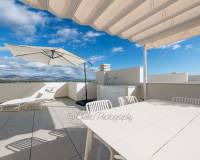 Resale - Town House - Cox