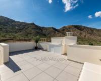 Resale - Town House - Cox