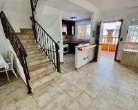 Resale - Town House - Guardamar Del Segura - Urbanizaciones