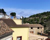 Resale - Town House - Planes