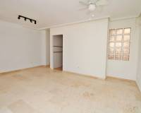 Resale - Town House - Villamartin