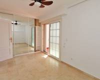 Resale - Town House - Villamartin