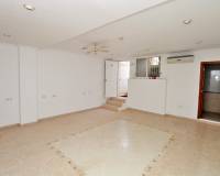 Resale - Town House - Villamartin