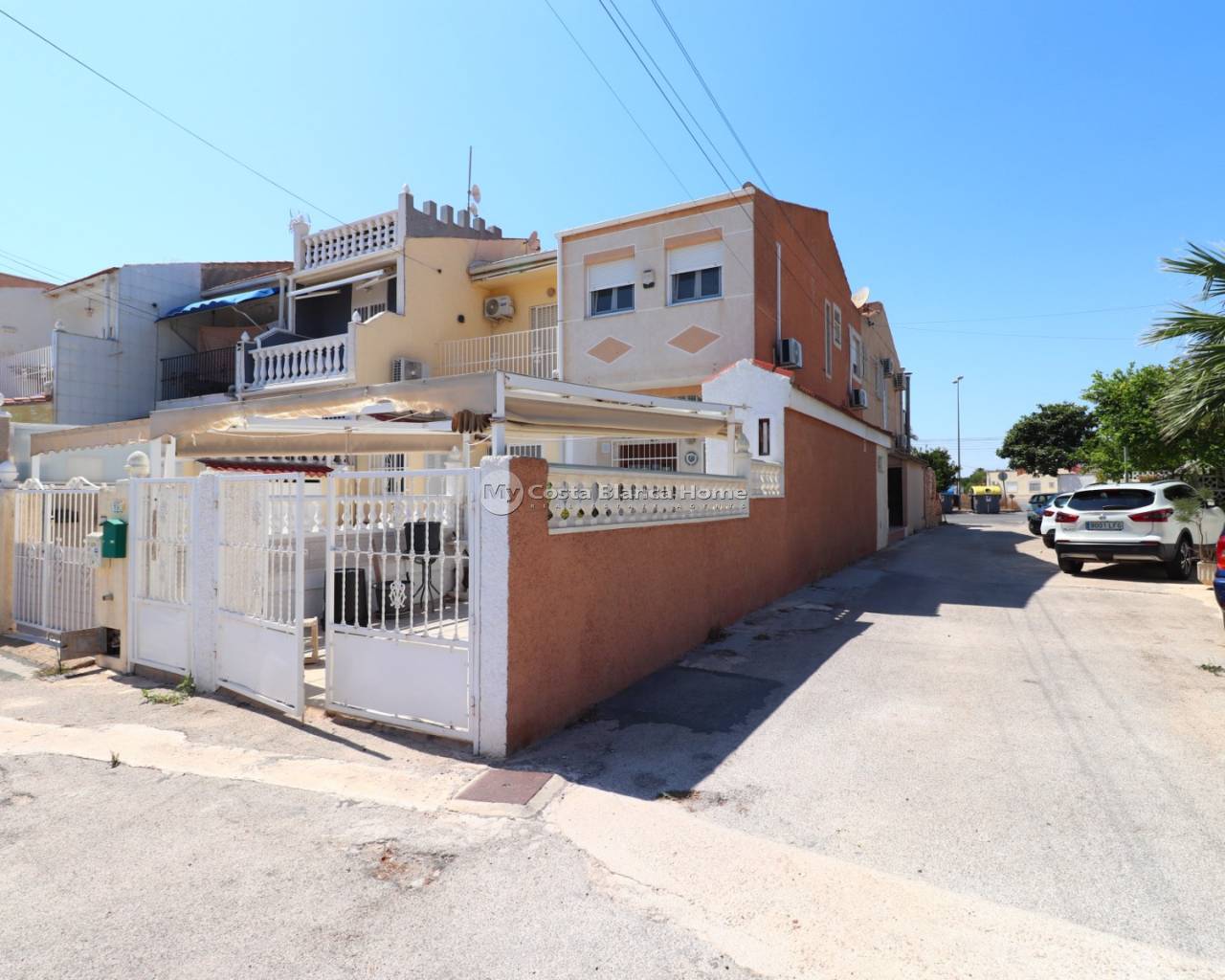 Town House - Resale - Torrevieja - CS1-22840