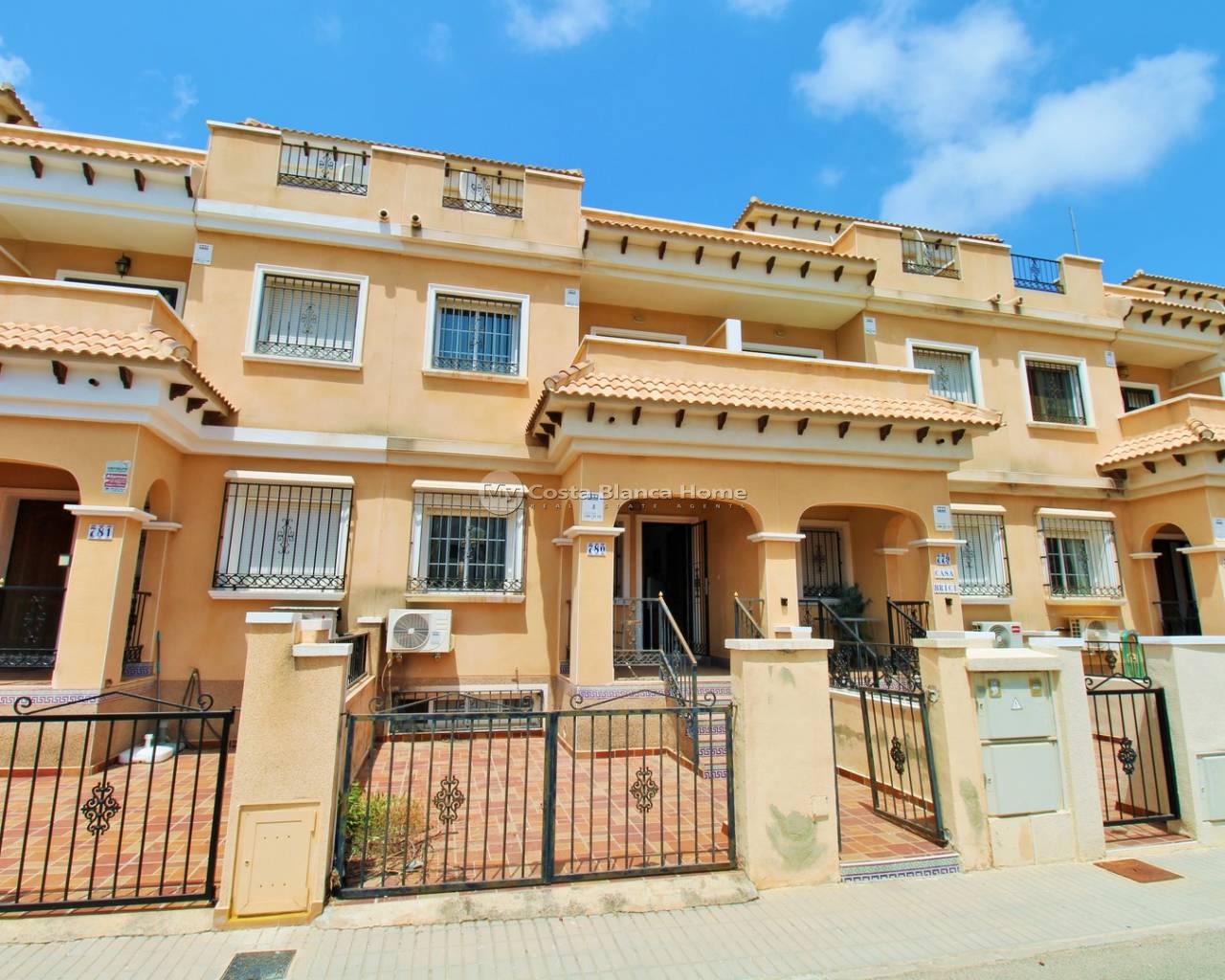 Town House - Resale - Villamartin - Villamartin