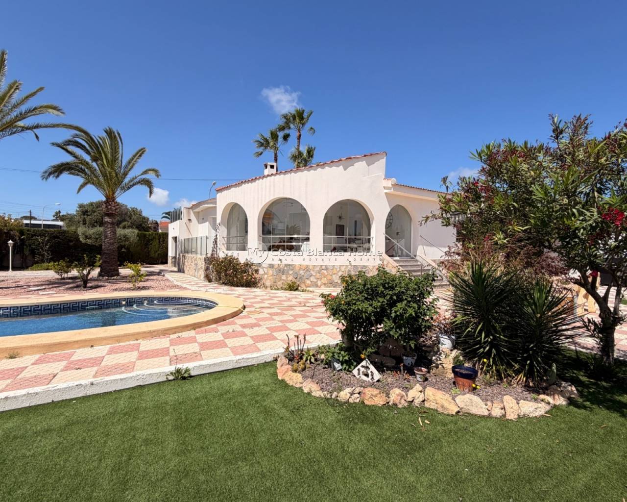 Villa Detached - Resale - Ciudad Quesada - CS4-59021